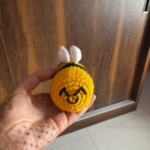 Crochet honeybee